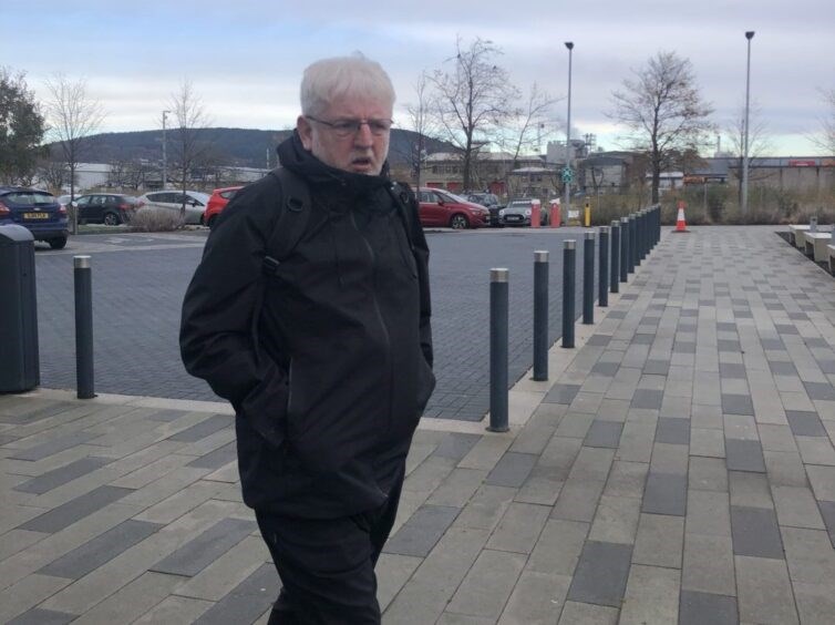 Photo of Darren Reid