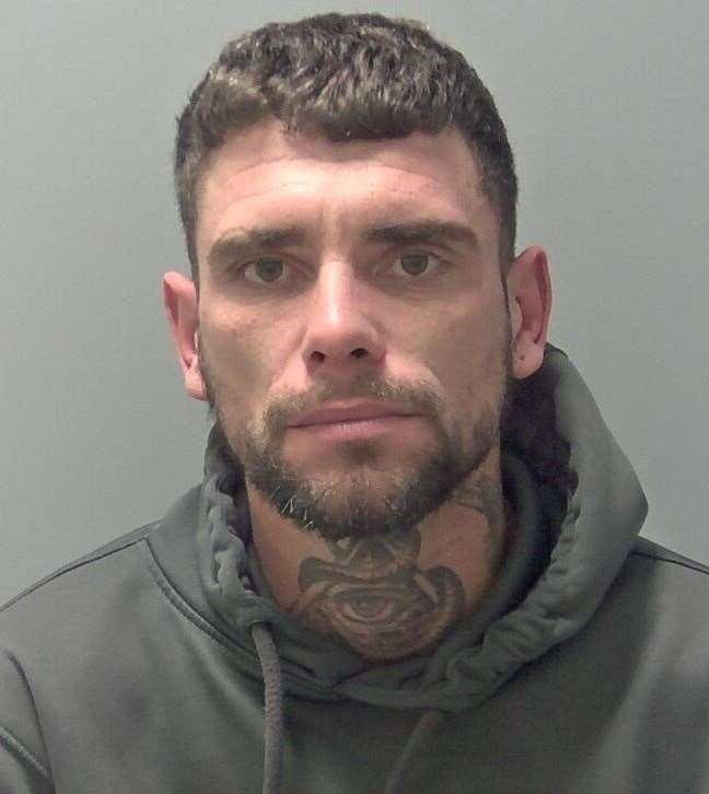 Photo of Nathan Staples